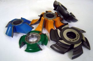 Fresas de Widea e Aço