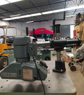 Alimentador Holz-Her