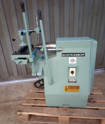 Furadeira horizontal Invicta Delta