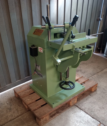 Furadeira oscilante Mazutti