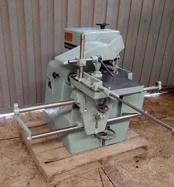 Respingadeira Invicta Três Eixos